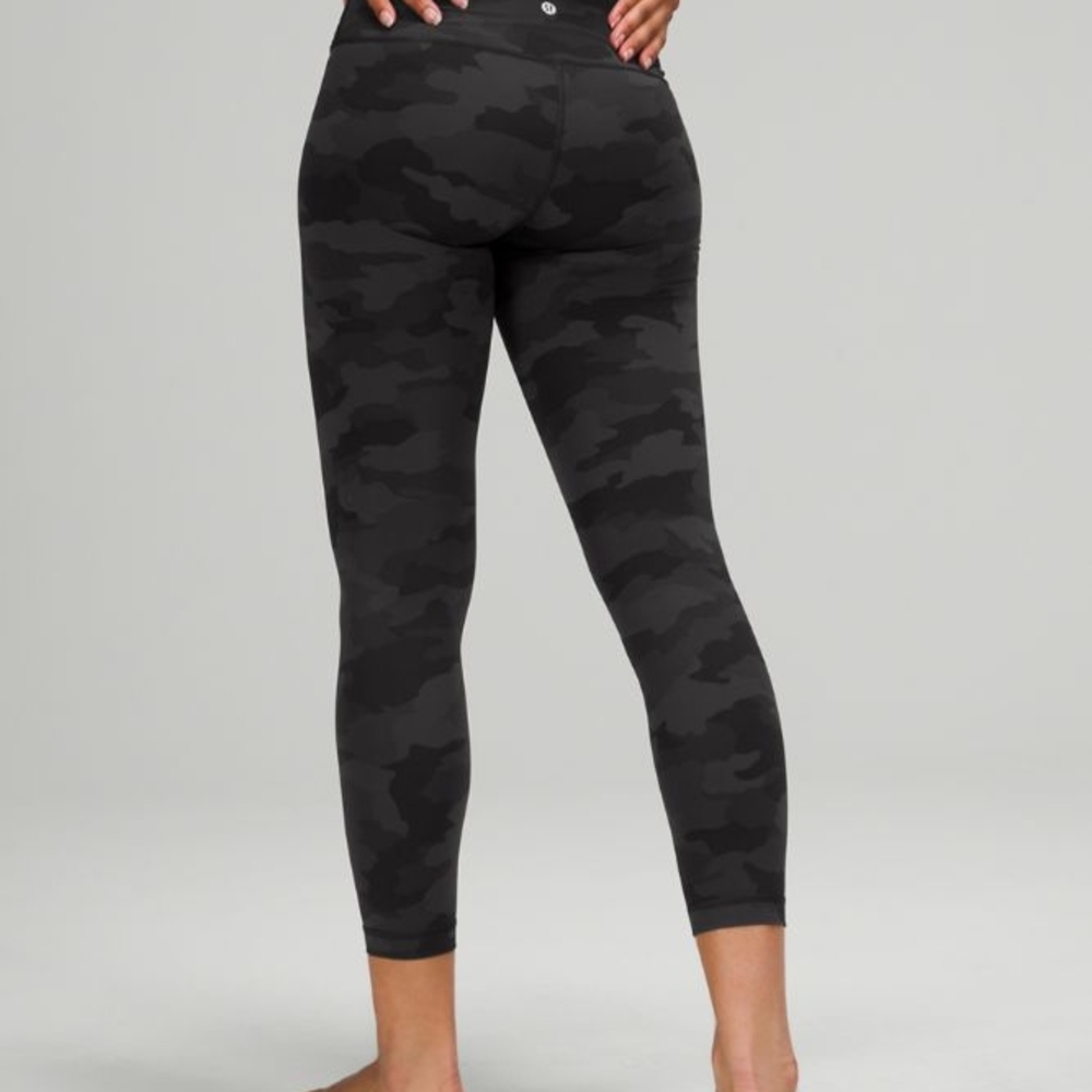 LULULEMON ATHLETICA Inspire Crop II 'All Luxtreme ' in Savasana Camo Size 4